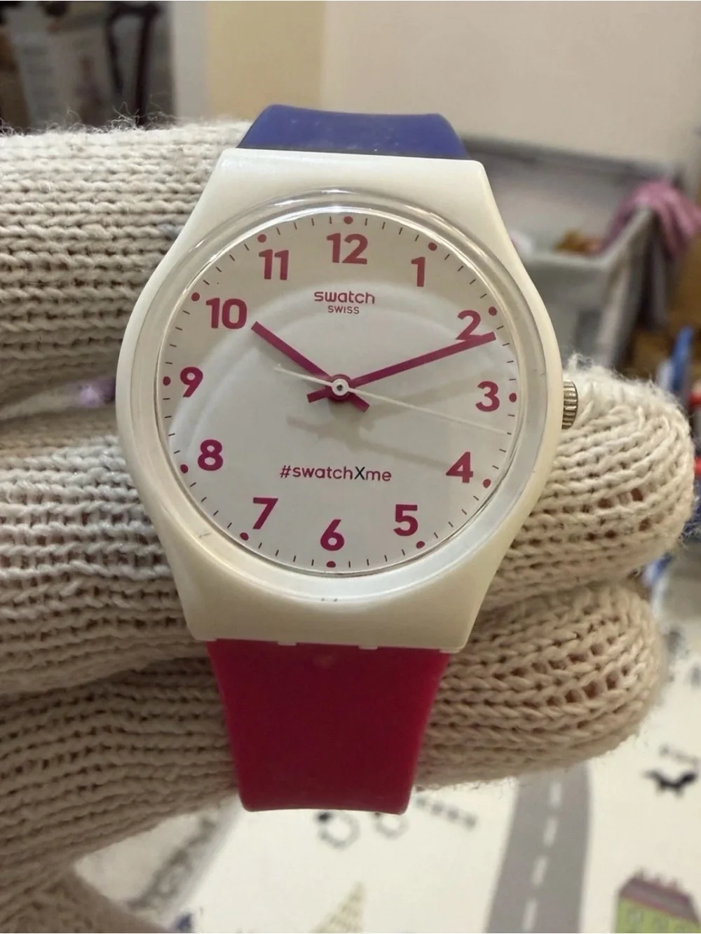 Swatch Gent IN THE BLOCK Men's Women's Watch 34mm White Pink Blue SO28W400